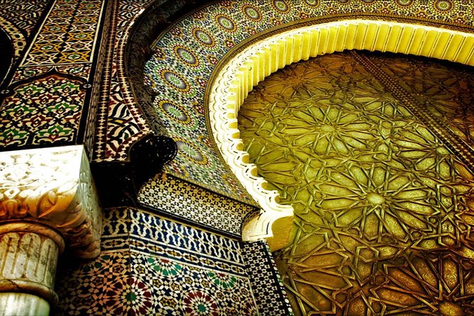10-Day Andalusia and Morocco from Madrid - Day 1 to 2: Caceres to Seville’s highlights, with optional flamenco