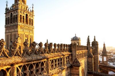 4-Day Guided Tour Cordoba, Seville, Granada and Toledo from Madrid - Seville Half-Day Plus Free Time: Plaza de España, Giralda, and Santa Cruz