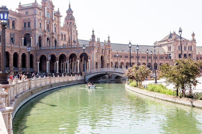9-Day Tour: Madrid, Andalusia, Valencia & Barcelona from Madrid - Valencia: A Day of Modern Architecture and Paella Origins