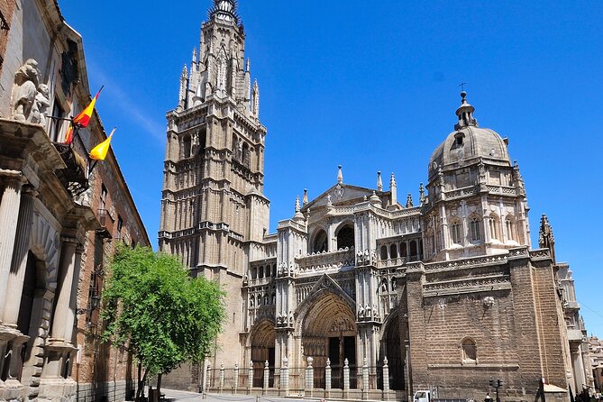 Andalusian Highlights: 6-Day Guided Tour from Madrid - Seville’s Old Streets, Plaza de España, and the Alcázar Option