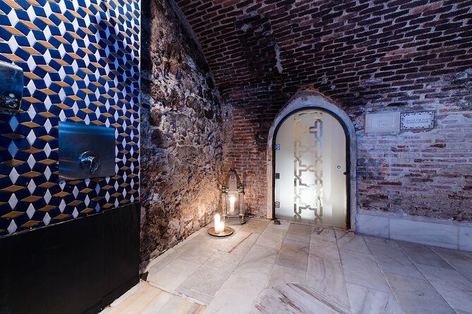 Arabian Baths and 60 min massage at Madrid's Hammam Al Ándalus - After your bath: showers, toiletries, and what to do with time