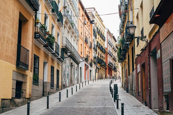 Architour through Lavapiés and Rastro with an architect - Plaza de Lavapiés: The Square That Names the Neighborhood