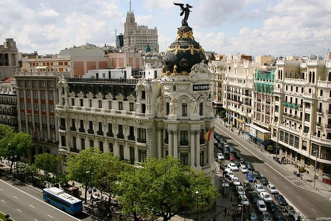 Arrival Transfer: Madrid Airport MAD to Madrid by Business Car - Should you book this Madrid airport transfer?