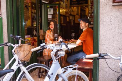 BiciTapeo : Tapas and Highlights Guided Vintage Bike Tour - Meeting at C. de Moratín, 29: The Part That Sets the Tone