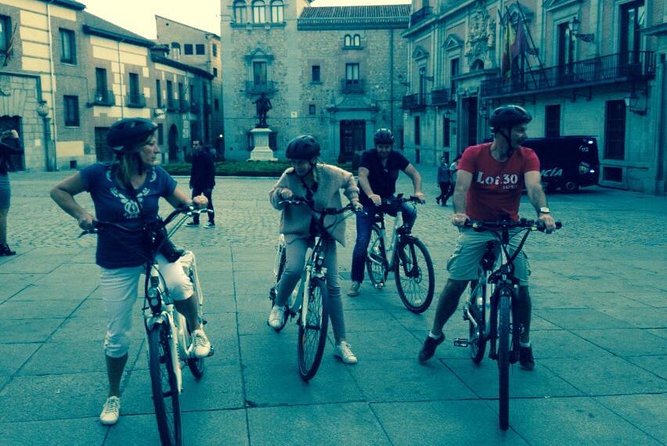 Bike Tour chasing the best Sunset in Madrid - Price and Value: What $42.06 Buys You in Madrid