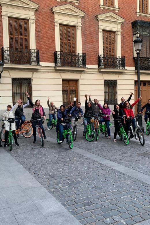 Bike Tour Through Madrid Río and Casa de Campo - The Big Climb: San Vicente Hill and Your Skyline Moment