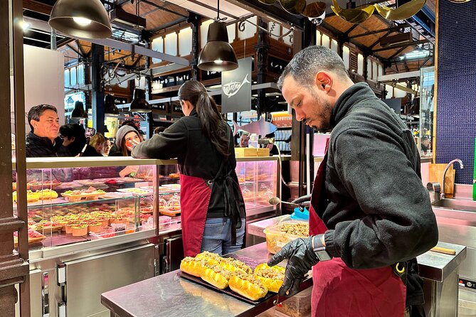Bluefin Tuna tasting in the most Prestigious Market of Spain - Price and value in Madrid: $45.38 for 150 grams plus wine