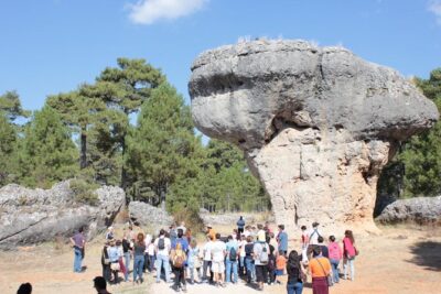 Cuenca and the Enchanted City Full Day Tour from Madrid - Getting there: Retiro pickup, early start, and the long but smooth ride
