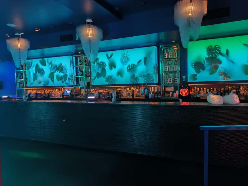 Disco night at Samsara, calle de la Cruz, 7, Madrid - 22:00 to 06:00: How the Night Feels at Samsara