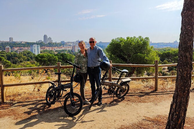 E-Bike Rental in Madrid - Madrid Río slopes: conquering the climb without losing the day