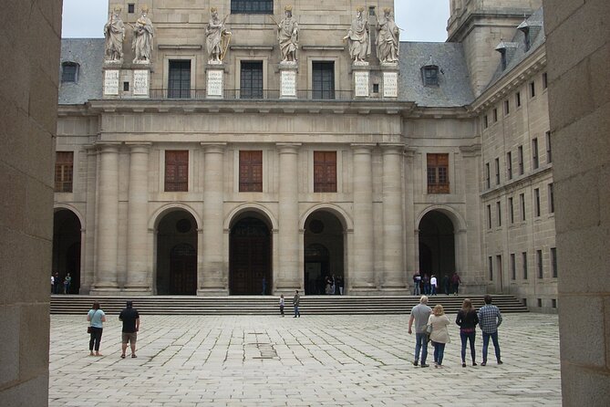 El Escorial and Valley of the Fallen Half Day Trip from Madrid - Price and logistics: a morning that actually works
