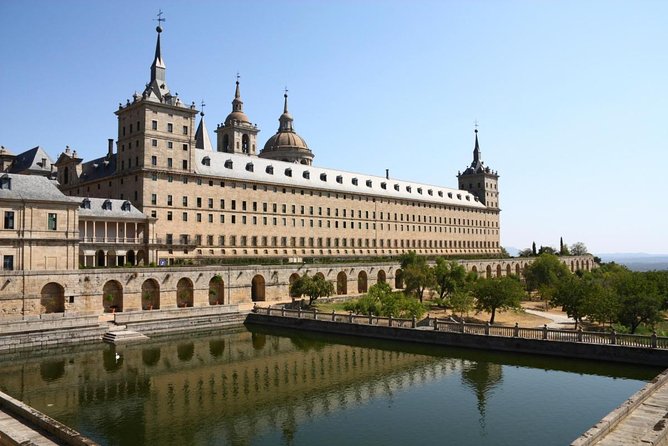 El Escorial, Valley & Segovia day tour from Madrid - Key things to know before you go