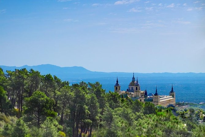 El Escorial, Valley & Segovia day tour from Madrid - Meeting point and what the timing really feels like