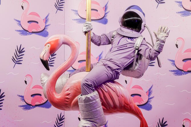 Entrance to the Sweet Space Museum in Madrid - Your 45 Minutes to 1.5 Hours: How the Visit Flows