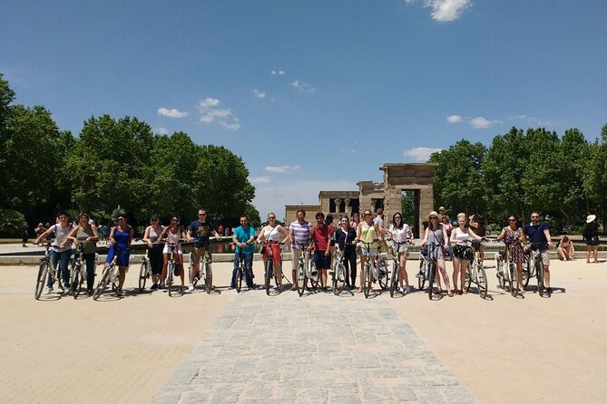 Essential Madrid Bike Tour (Small group, Semi private) - Plaza-to-Plaza Finish: Plaza de la Villa and Ramales