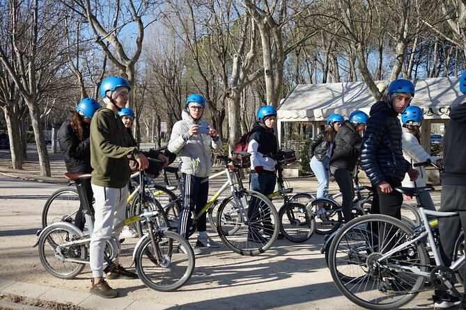 Essential Madrid Electric Bike Tour - The meeting point and what to do before you roll