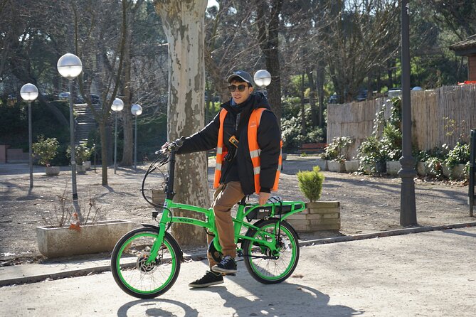 Essential Madrid Electric Bike Tour - Retiro Park and the “important park” moment