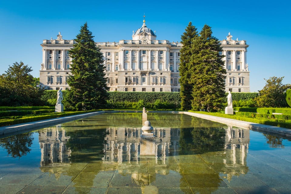 Essential Madrid: Walking Tour of the Historic Center - Key things to know before you go