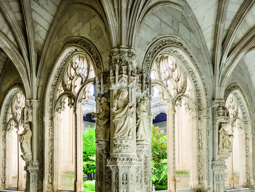 Essential Toledo with monuments and optional Legends tour - Price and value: $28 for 3 hours of guided monuments (and a bracelet)