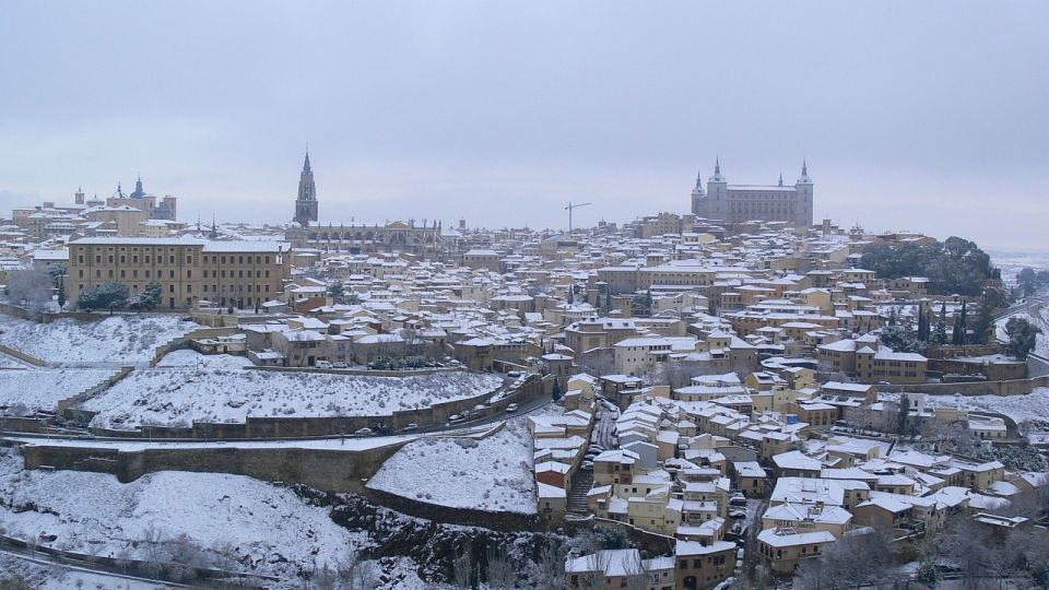 Essential Toledo with monuments and optional Legends tour - Zocodover Square to your first monument: the practical start that matters