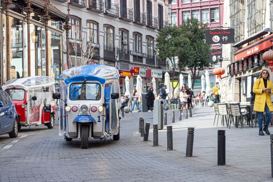 Explore Madrid’s Top Sights on an Electric Tuk-Tuk Tour - Paseo del Prado, Cibeles, Puerta de Alcalá: plazas that anchor your photos