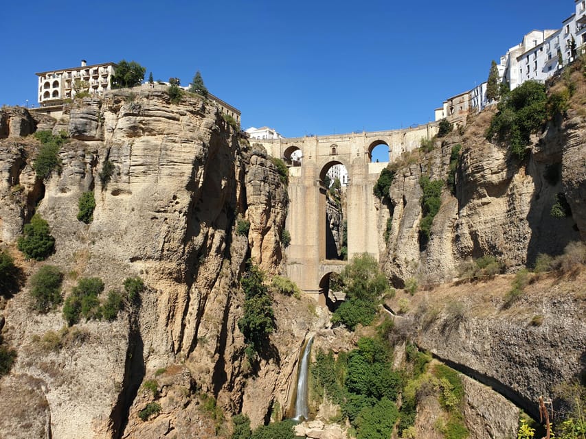 From Madrid: Andalusia in 4 Days and 3 Nights with Tickets - Madrid to Seville by High-Speed Train: The Easy Start