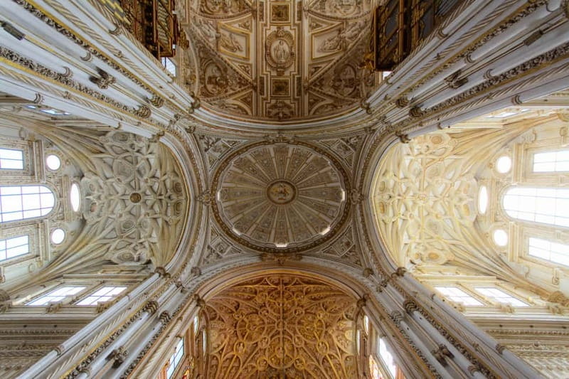 From Madrid: Cordoba and Mosque Day Trip by High-Speed Train - Lunch and free time: use the 2-hour window wisely