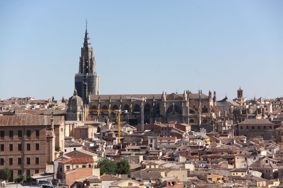 From Madrid: Day Trip to Toledo with Local Guide - Your 90-Minute Guided Walking Tour: Learn What You’re Looking At