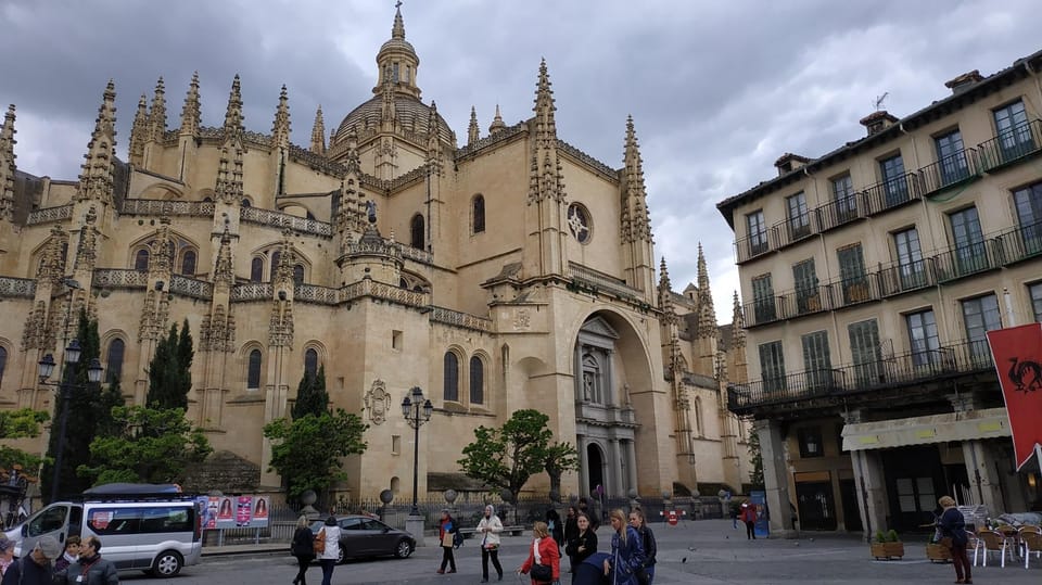 From Madrid: Half-Day or Full-Day Trip to Segovia - Free Time in Old Town: Santa Teresa, Viewpoints, and Snacks