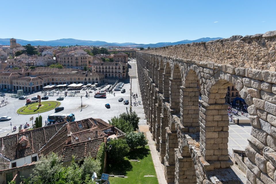 From Madrid: Segovia & Avila Day Trip with Optional Tickets - Lunch in Segovia: How to Use the Break Without Losing the Day