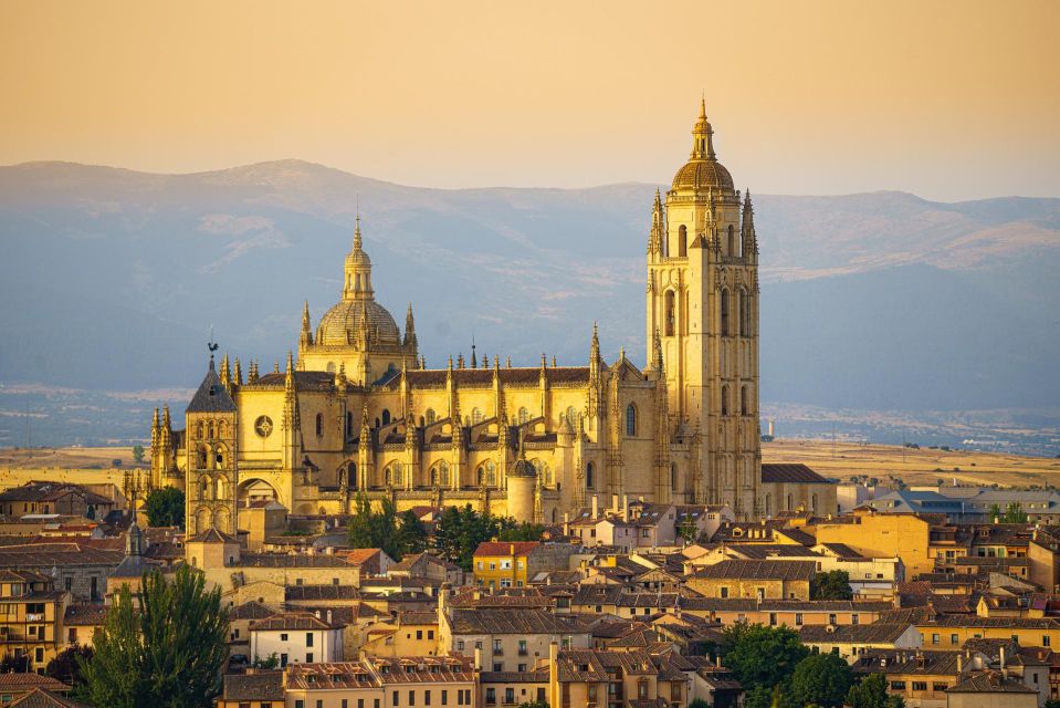From Madrid: Segovia Highlights Private Half-Day Tour - How the Private Luxury Transfers Actually Improve Your Day