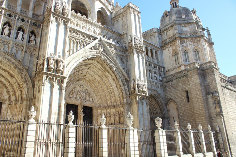 From Madrid: Toledo with 3 Monuments and Optional Cathedral - Optional Toledo Cathedral Guidance: Scale, Detail, and the Big Finish