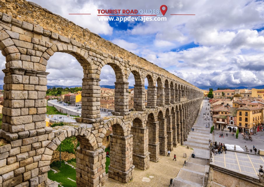 From Madrid: Tour Private Toledo & Segovia - From your Madrid hotel to Toledo’s historic center fast
