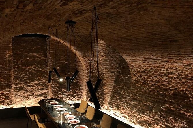 Gourmet Tasting of Iberian Ham Oil and Wine Small Group in Madrid - Key highlights at a glance