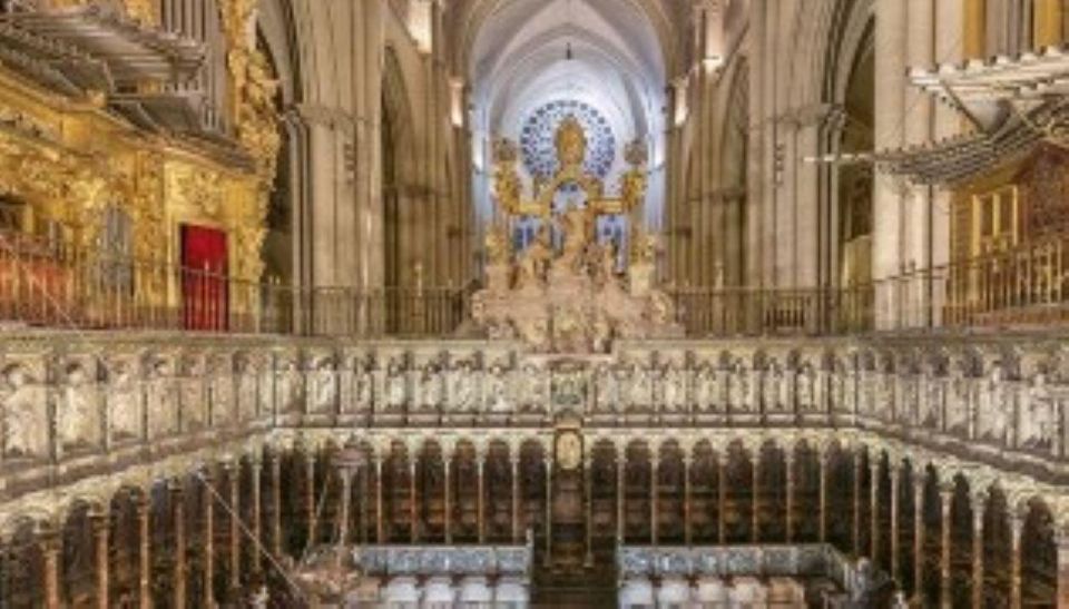 Guided tour of the Toledo Cathedral (Input no included) - Finding the guide at Calle Armas 3 (and not wandering off)