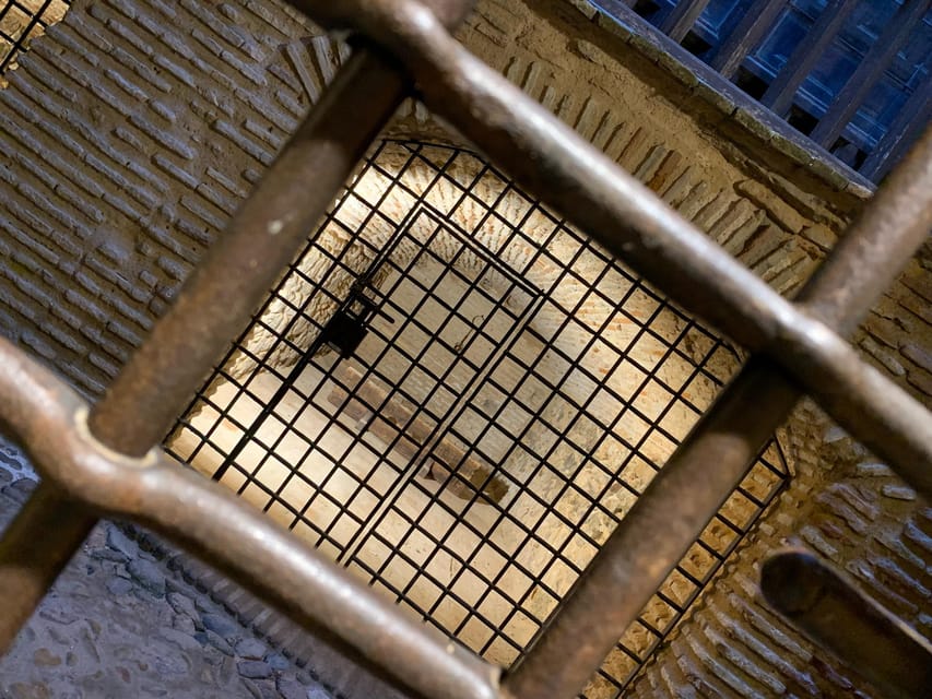 Guided Tour of Underground Toledo - Underground Toledo: why this tour works better than walking alone