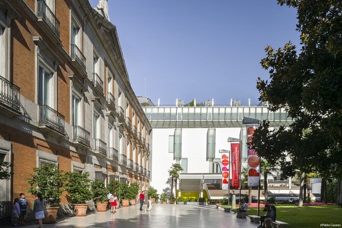 Guided Tour Thyssen Museum Skip the Line - Small-group touring in Madrid: better questions, less crowd pressure