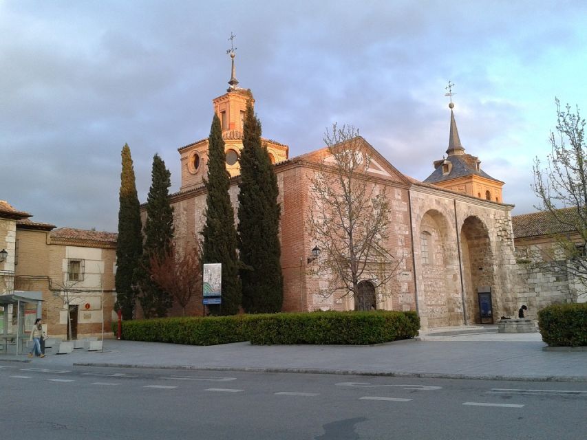 Half-Day Trip from Madrid: Alcalá de Henares & Winery Visit - Setting Out: The Morning Start and How the Transit Shapes the Trip