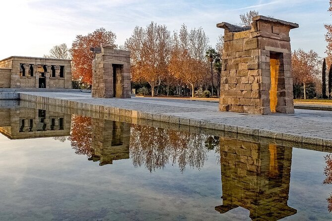 Highlights of Madrid - Small Group Walking Tour - A Two-Mile Walk That Feels Like a Best-Of Madrid Course