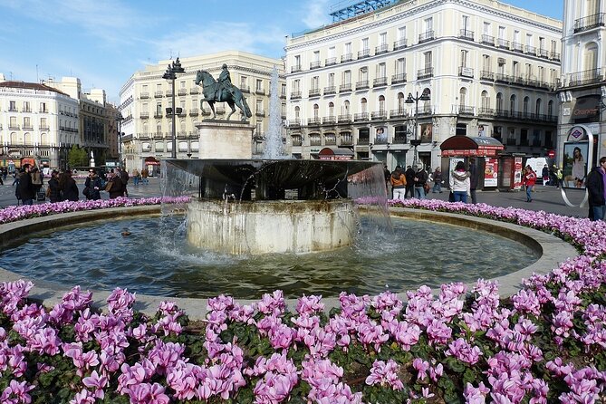Highlights of Madrid - Small Group Walking Tour - Plaza Mayor: Architecture, Food, and Legends in the Same Block
