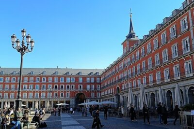 Highlights of Madrid - Small Group Walking Tour - Puerta del Sol: Where Madrid’s Main Stories Begin
