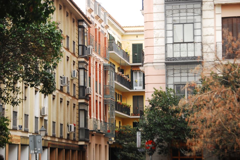 Highlights of Madrid: Walking Tour with Private Guide - Puerta del Sol and Plaza de la Villa: The Heart Places for First-Day Confidence