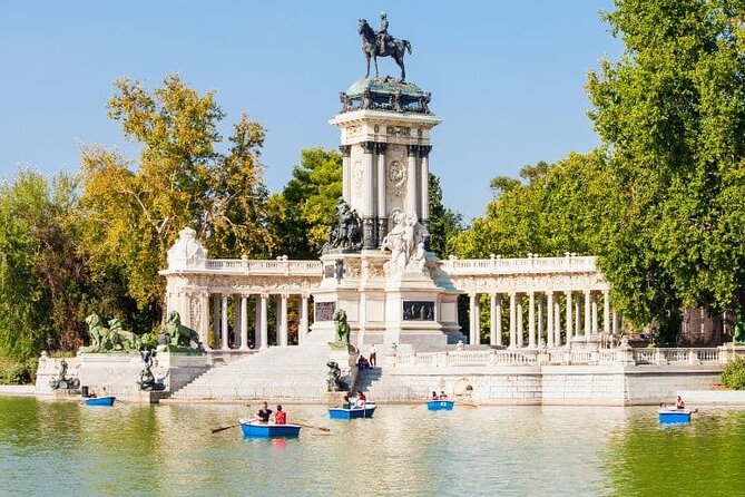 Imperial Madrid: Royal Palace and the Habsburg dynasty in Madrid - Plaza Mayor and Puerta del Sol: the center of gravity