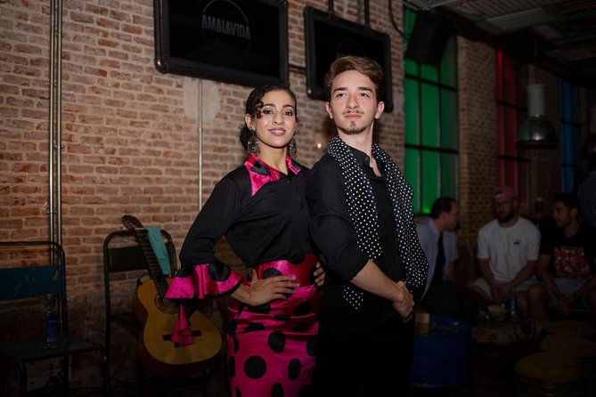 Intimate Flamenco Performance - Where You Meet in Madrid and How the Evening Runs