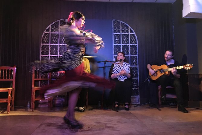 Local Flamenco Show with dinner at El Cortijo - Who should book El Cortijo, and who might prefer something else