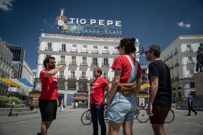 Madrid: 3 hour Guided Highlights Bike Tour with Optional Tapas - Retiro Park: where the ride slows and the city breathes