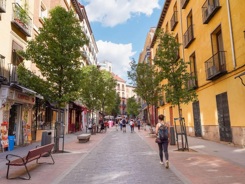 Madrid 3-Hour Sightseeing Tour - Gran Vía, Santiago Bernabéu, and the Ending in Big-Madrid Mode
