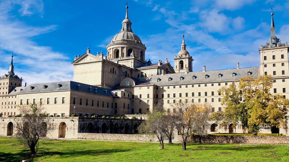 Madrid Audioguide - TravelMate app for your smartphone - Should you book this Madrid audioguide?