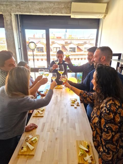 Madrid: cheese tasting with wine pairing. - The wine pairings: four Spanish regions that match the cheese moods