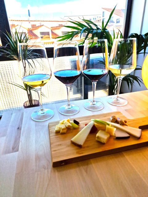 Madrid: cheese tasting with wine pairing. - Getting there: second floor door A near Plaza Mayor
